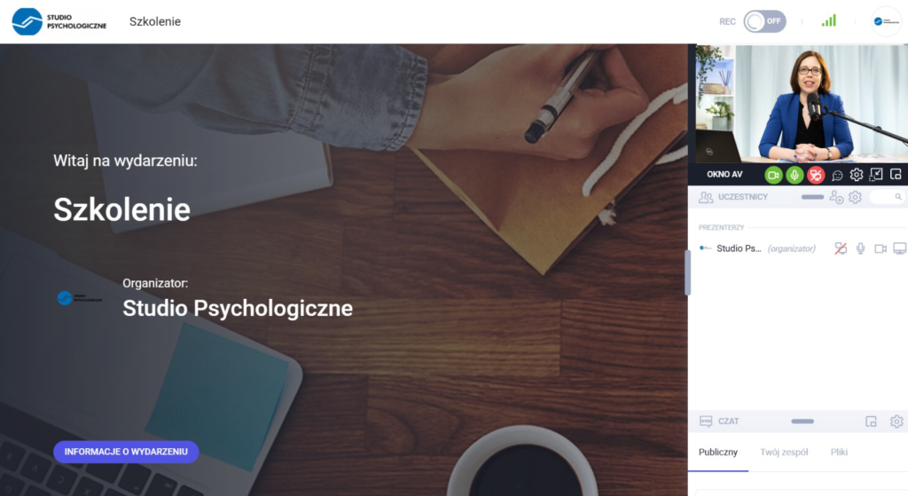 Doświadczony trener Studio Psychologicznego prowadzący szkolenie online dla specjalistów